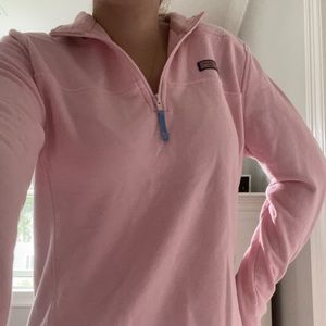 Pink vineyard vines quarter zip. Women’s size S